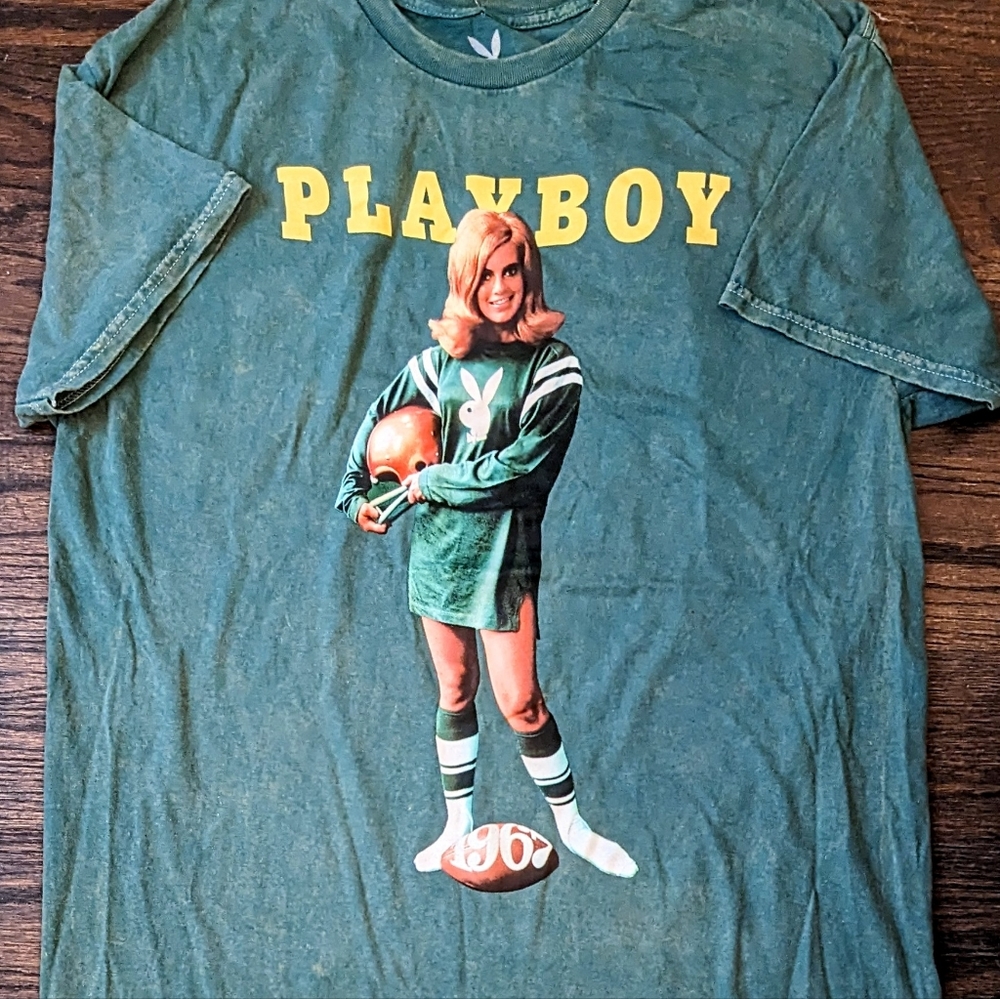 🔥LAST New XL Playboy Vintage-Style Football Bunny Girl Print Shirt
